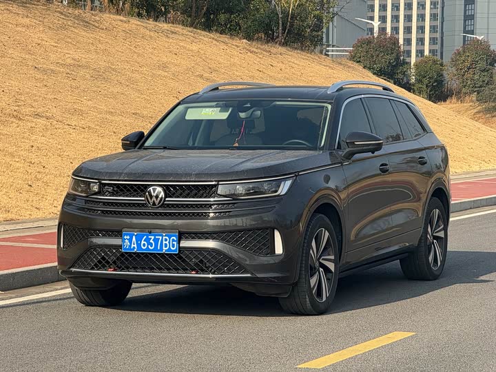 Фото 1 - Volkswagen Tavendor