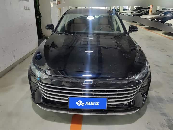 Фото 2 - Bestune B70