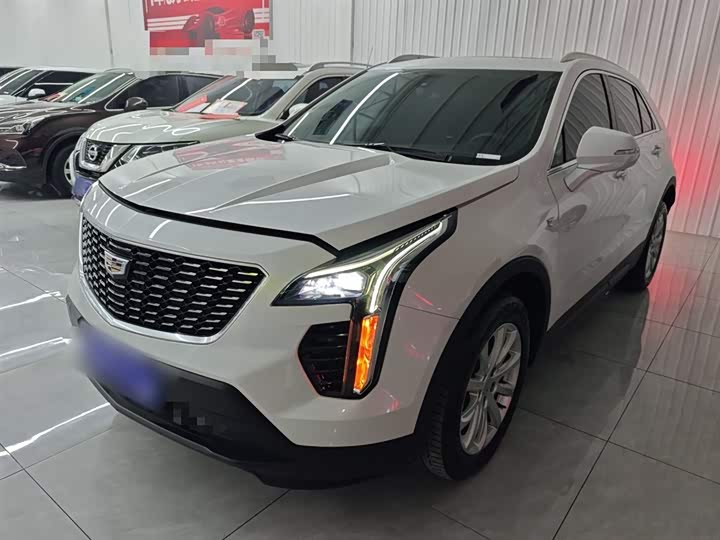 Фото 1 - Cadillac XT4