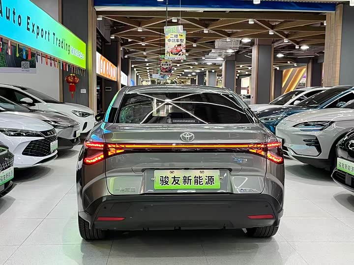 Фото 5 - Toyota bZ3