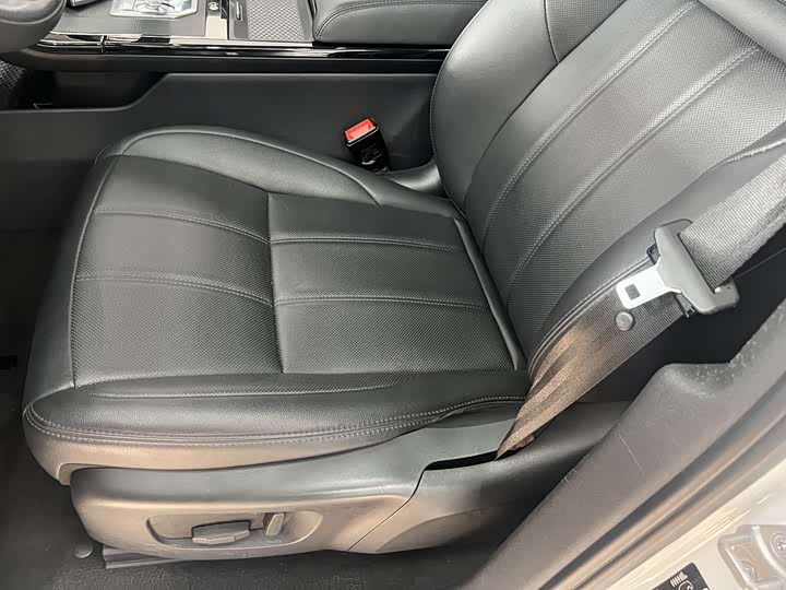 Фото 6 - Land Rover Range Rover Evoque L