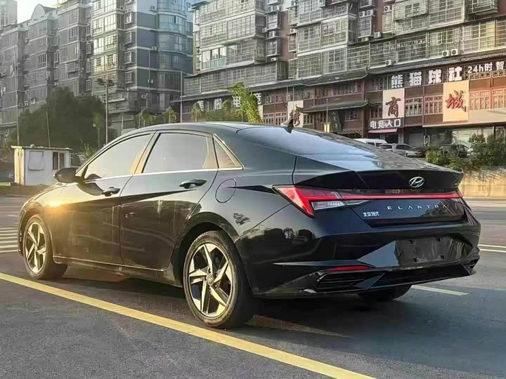 Фото 9 - Hyundai Elantra N line