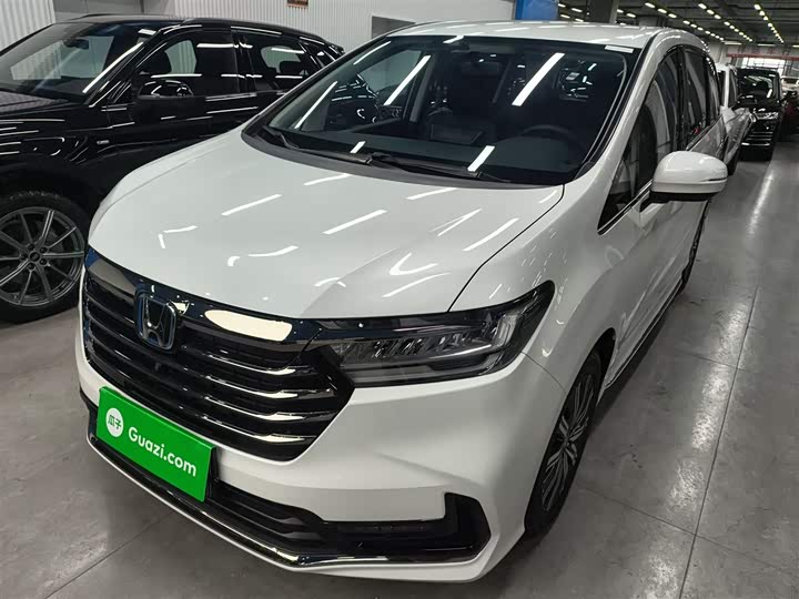 Фото 2 - Honda Odyssey