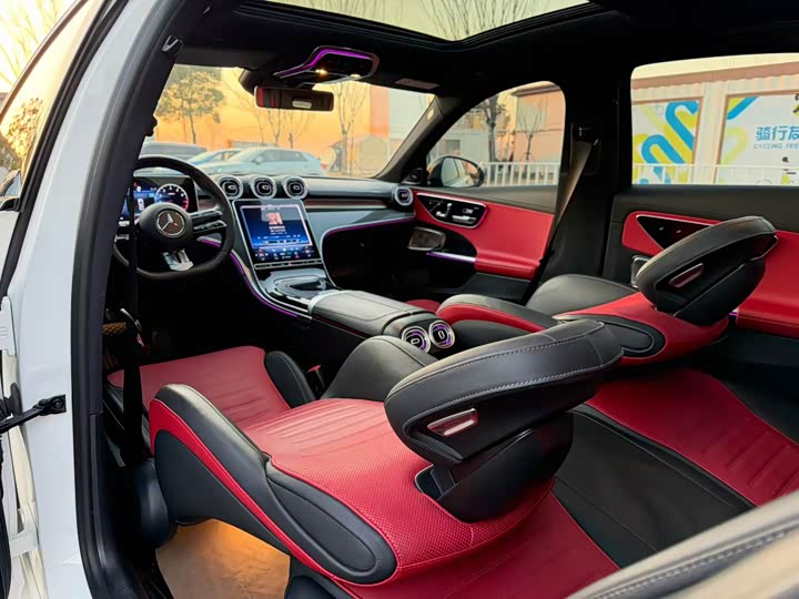 Фото 8 - Mercedes-Benz C-Class