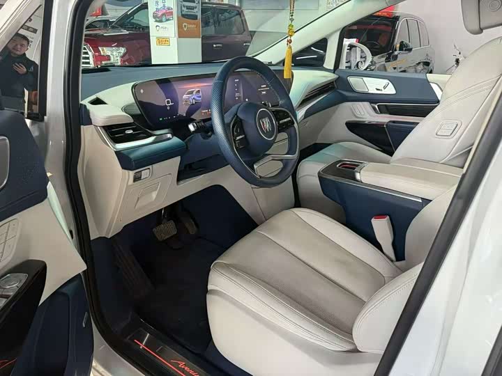 Фото 6 - Buick GL8 Century