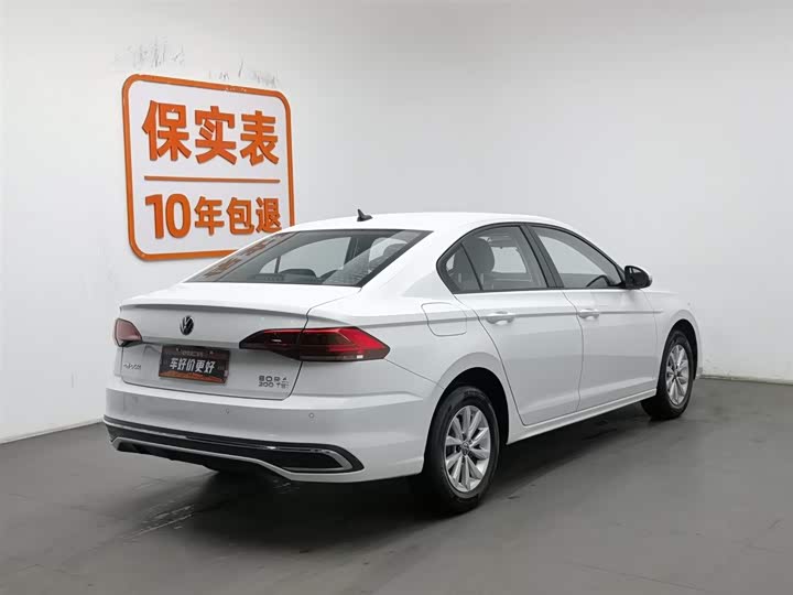 Фото 2 - Volkswagen Bora