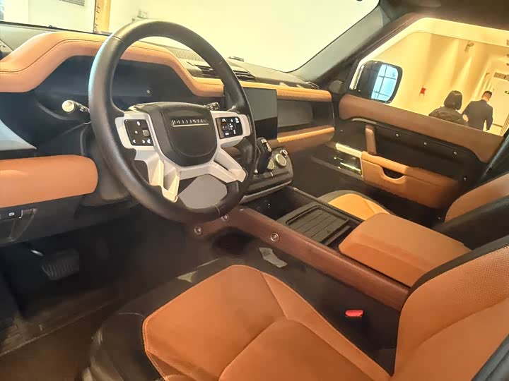 Фото 7 - Land Rover Defender