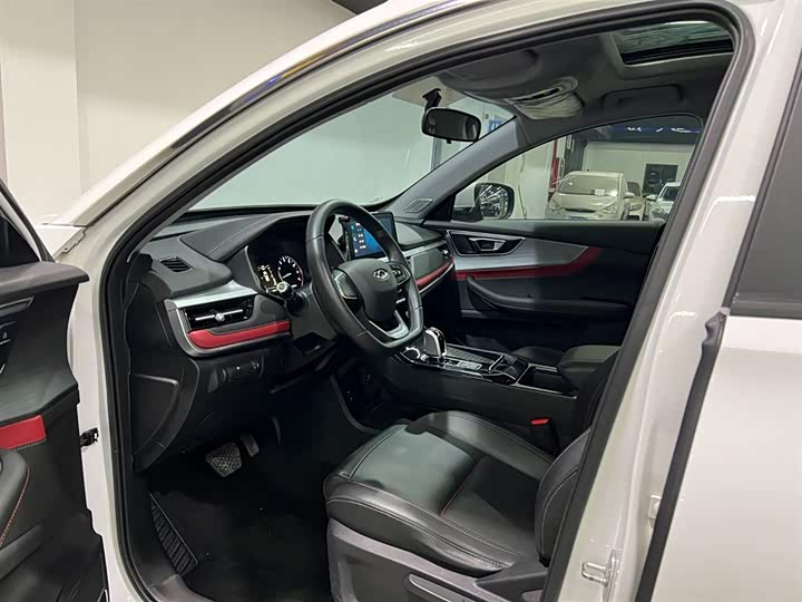 Фото 8 - Chery Tiggo 7