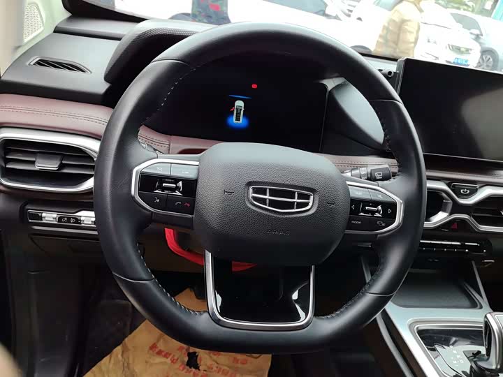 Фото 5 - Geely Okavango