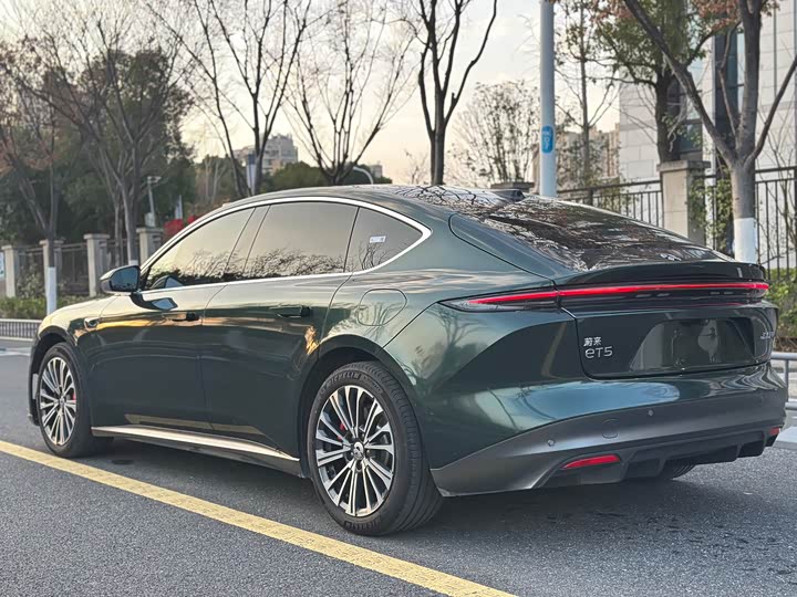 Фото 8 - Nio ET5