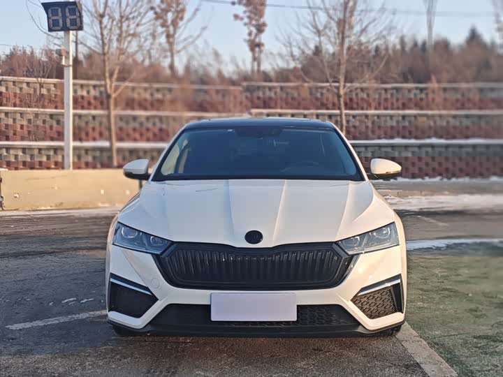 Фото 2 - Skoda Octavia Pro