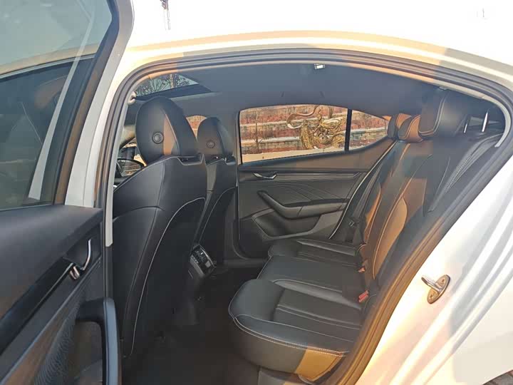 Фото 8 - Skoda Octavia Pro