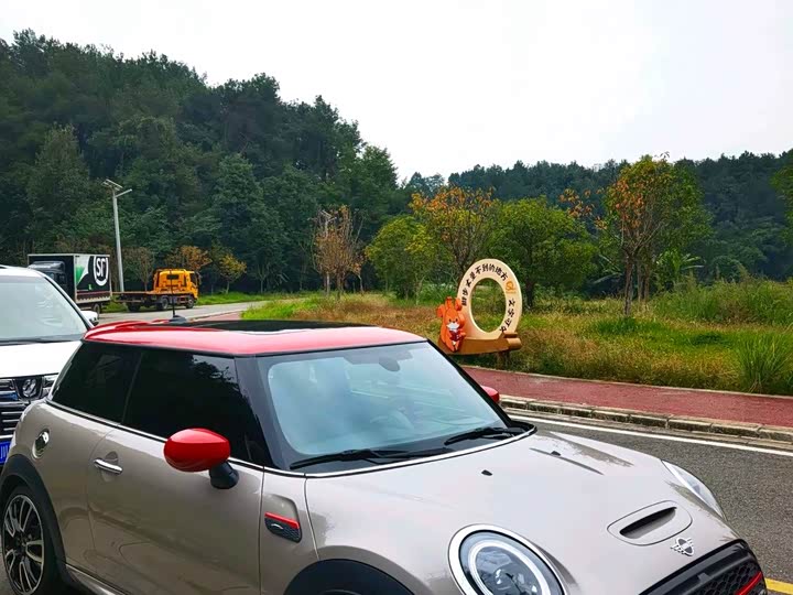 Фото 2 - Mini Mini JCW