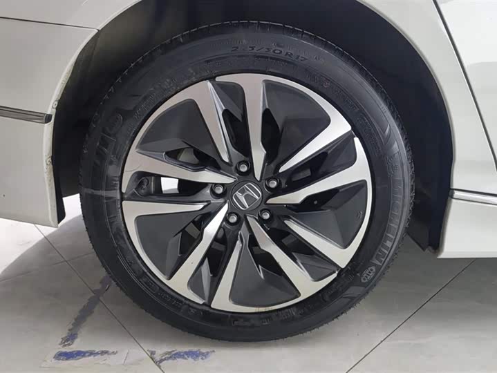 Фото 6 - Honda Accord