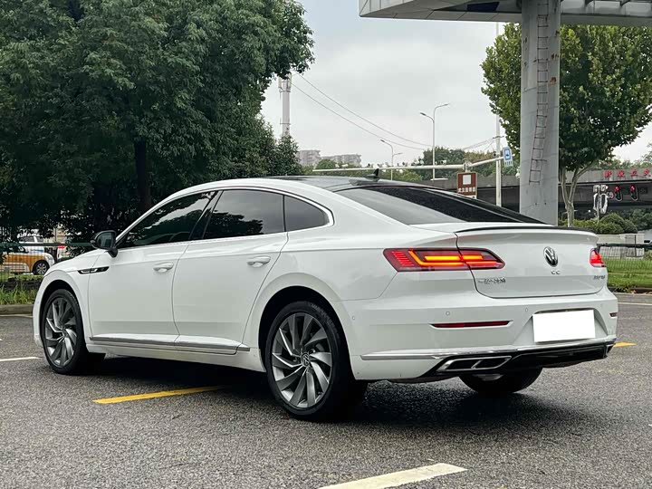 Фото 4 - Volkswagen CC
