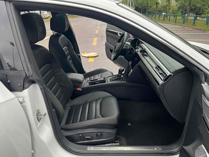 Фото 9 - Volkswagen CC