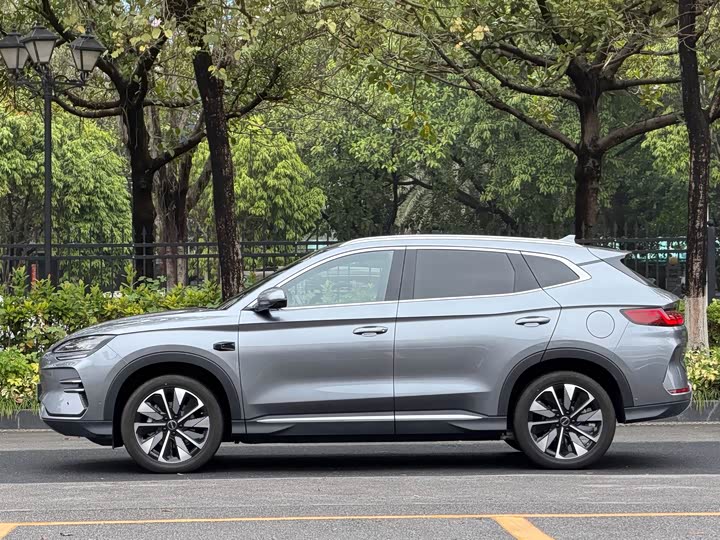 Фото 3 - BYD Song Plus Hybrid/EV