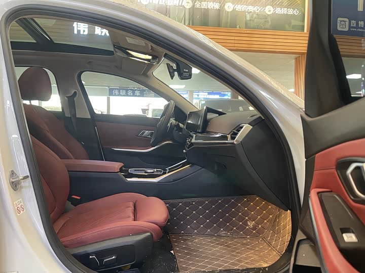 Фото 9 - BMW 3 Series