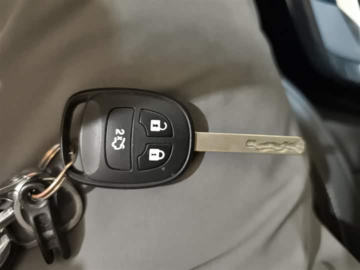 Фото 9 - Changan CS15