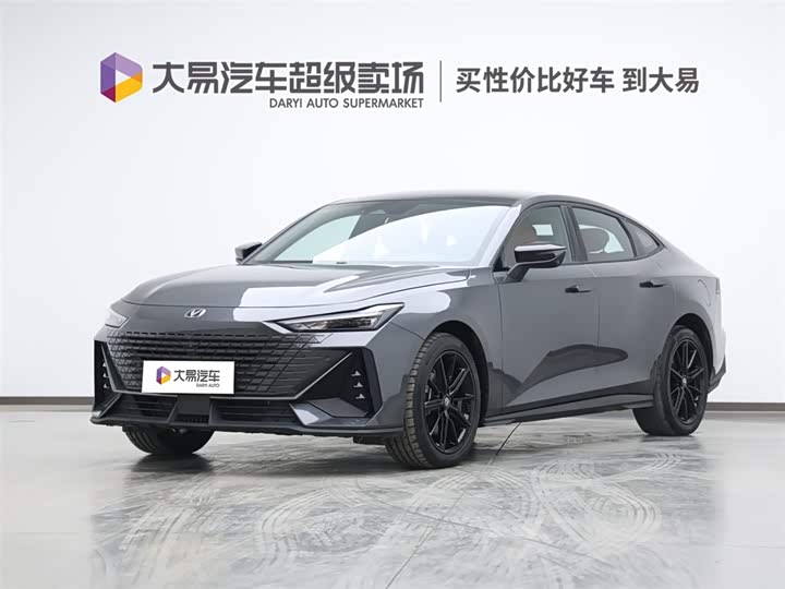 Фото 1 - Changan UNI-V Hybrid