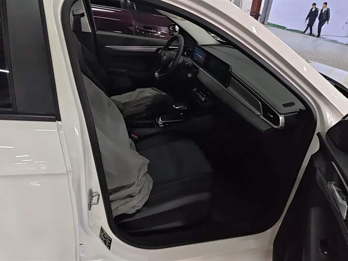 Фото 8 - Ford Escort