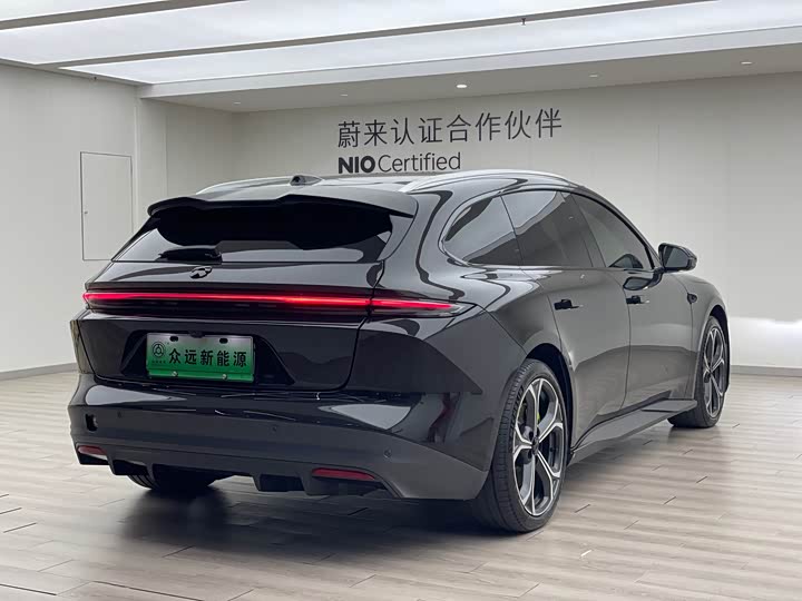 Фото 7 - Nio ET5T