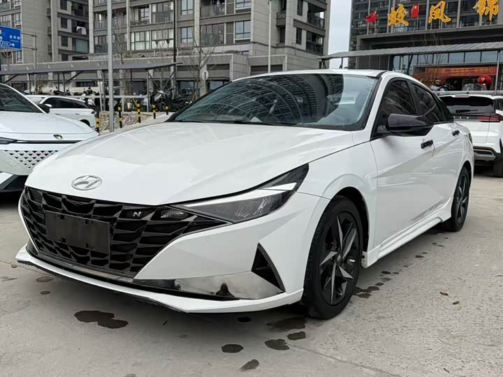 Фото 1 - Hyundai Elantra N line