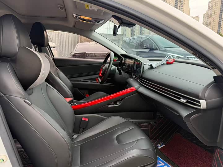 Фото 9 - Hyundai Elantra N line