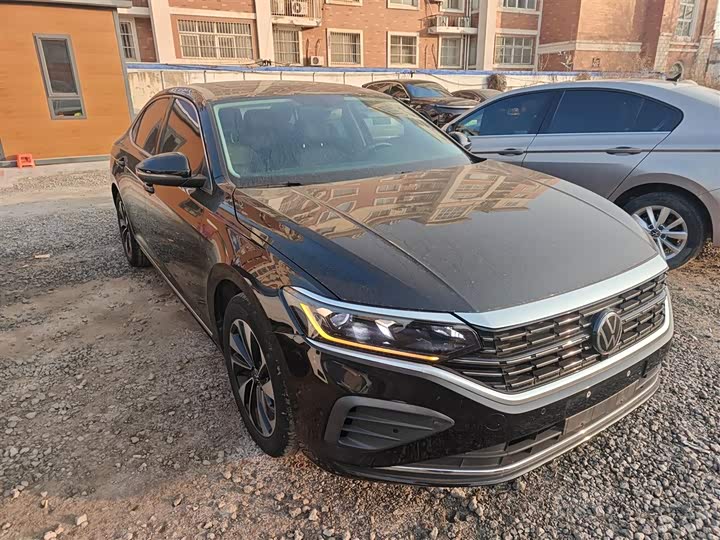 Фото 4 - Volkswagen Passat