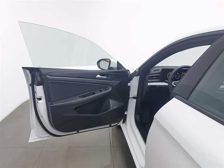 Фото 8 - Volkswagen Lamando L