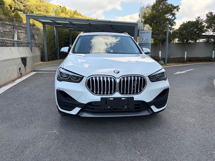 Фото 3 - BMW X1