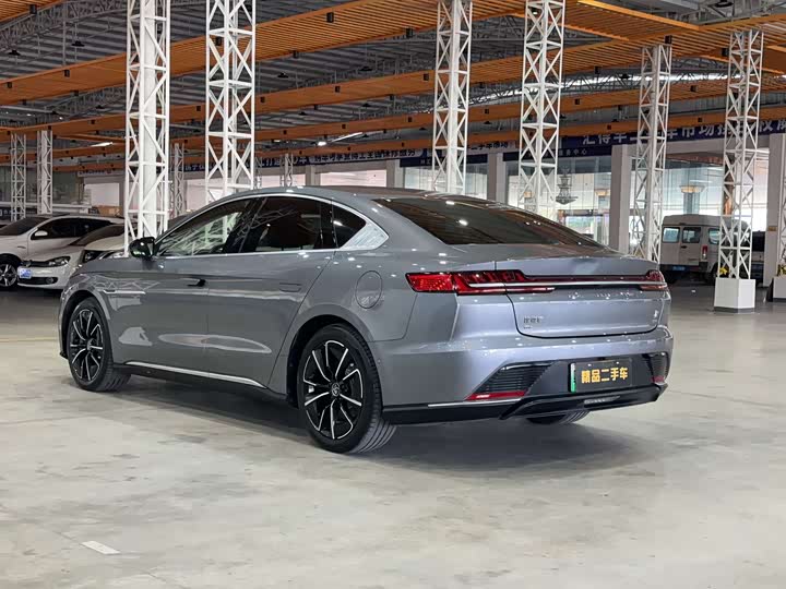 Фото 3 - BYD Han