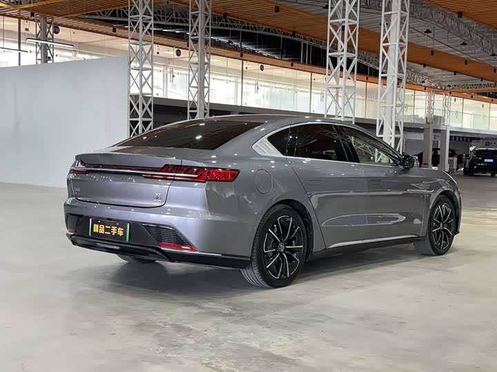 Фото 4 - BYD Han