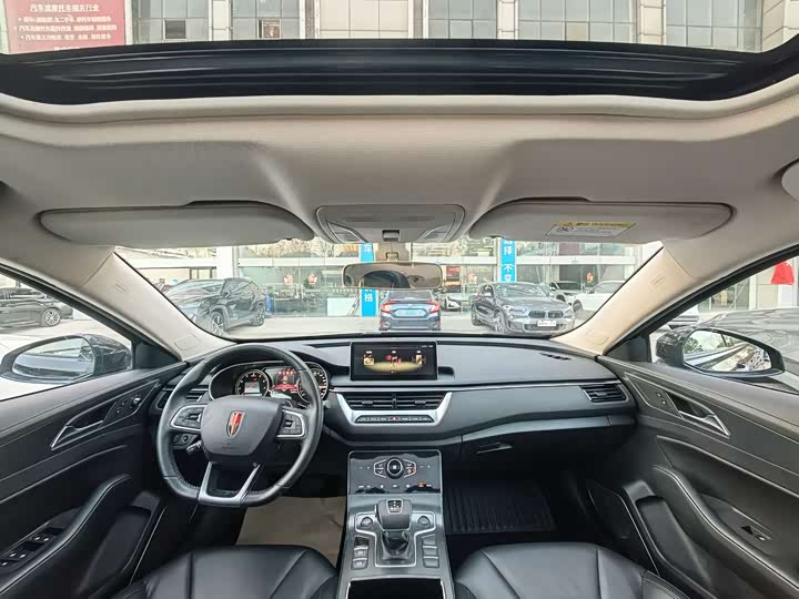 Фото 9 - Hongqi H5