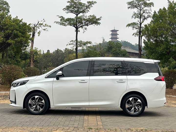 Фото 4 - GAC Trumpchi M6