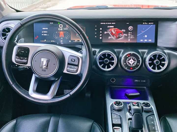 Фото 8 - Tank 300