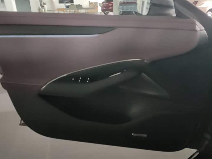 Фото 7 - Xiaomi SU7