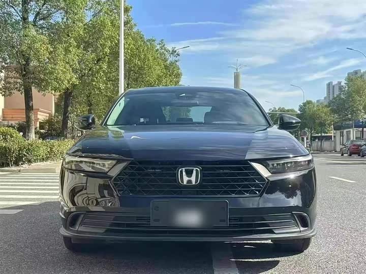 Фото 3 - Honda Accord