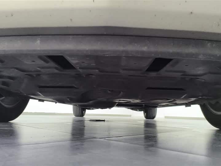 Фото 2 - Buick GL8 ES