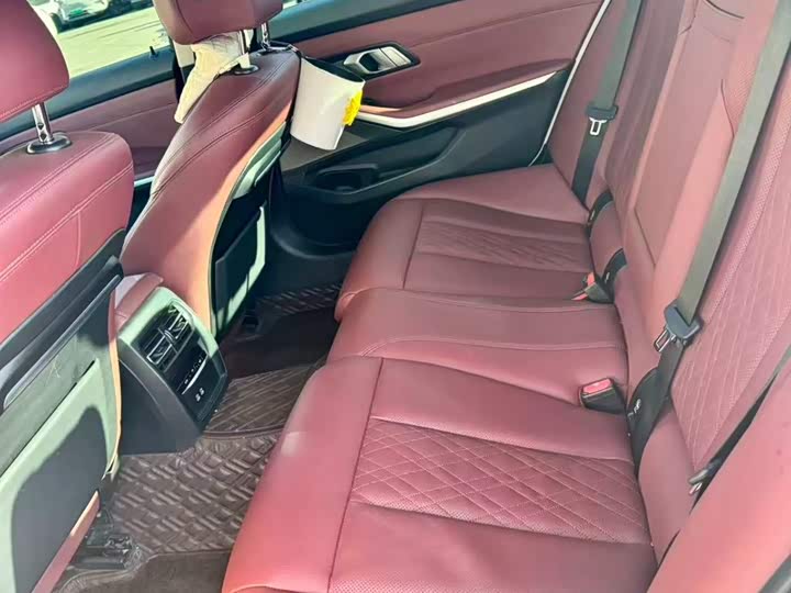 Фото 4 - BMW 3 Series