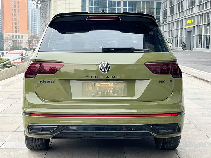 Фото 5 - Volkswagen Tiguan L Pro