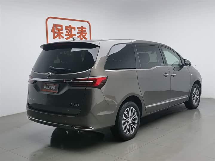 Фото 2 - Buick GL8 ES