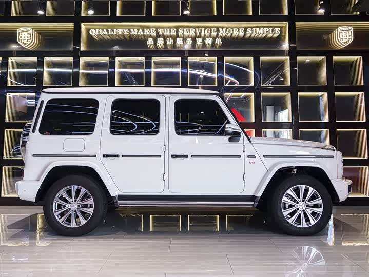 Фото 7 - Mercedes-Benz G-Class