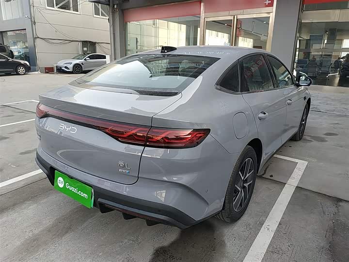 Фото 7 - BYD Qin L