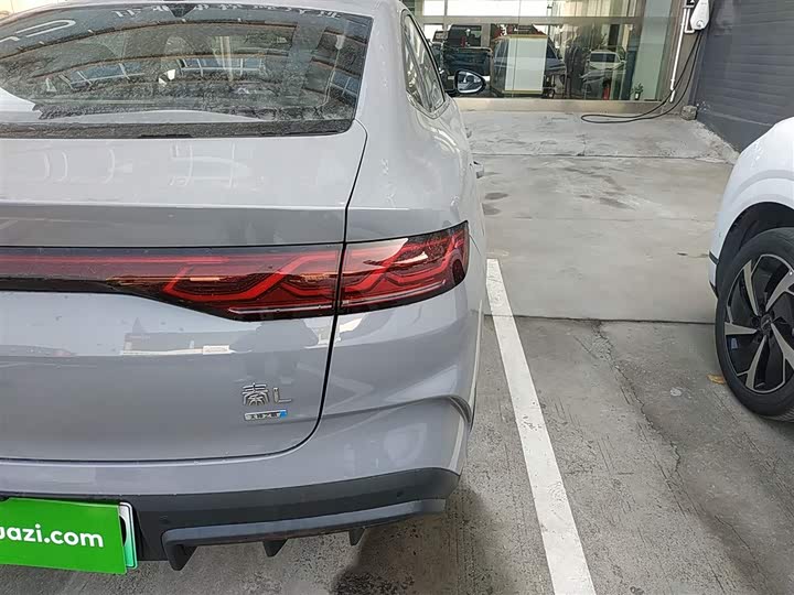 Фото 8 - BYD Qin L