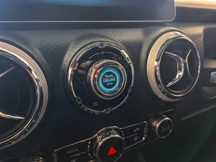 Фото 5 - BAIC Beijing BJ40