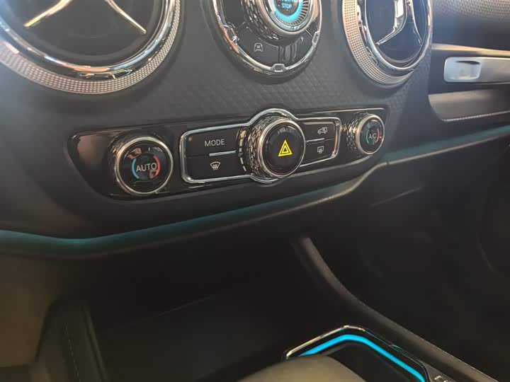 Фото 7 - BAIC Beijing BJ40