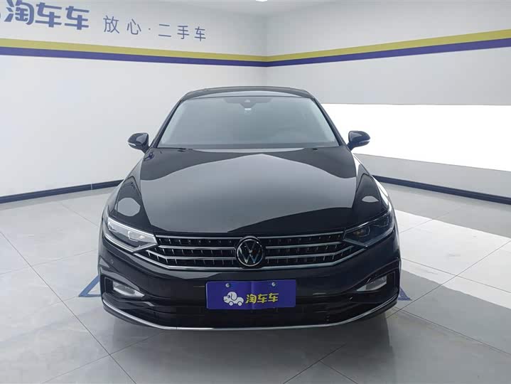 Фото 2 - Volkswagen Magotan