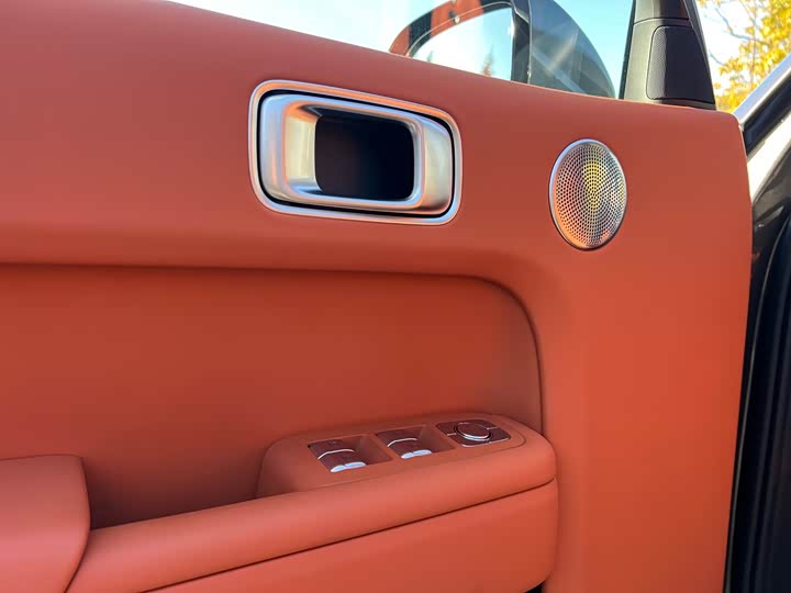 Фото 8 - LiXiang L9