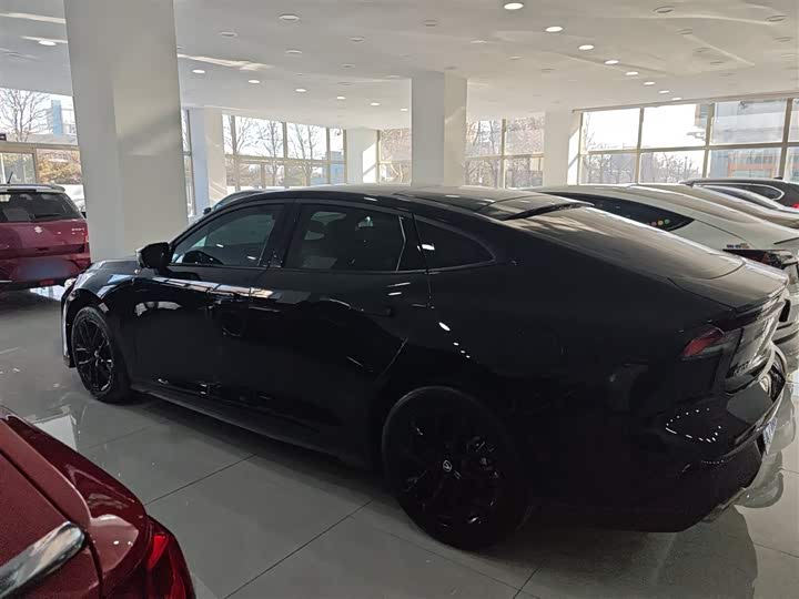 Фото 5 - Changan UNI-V